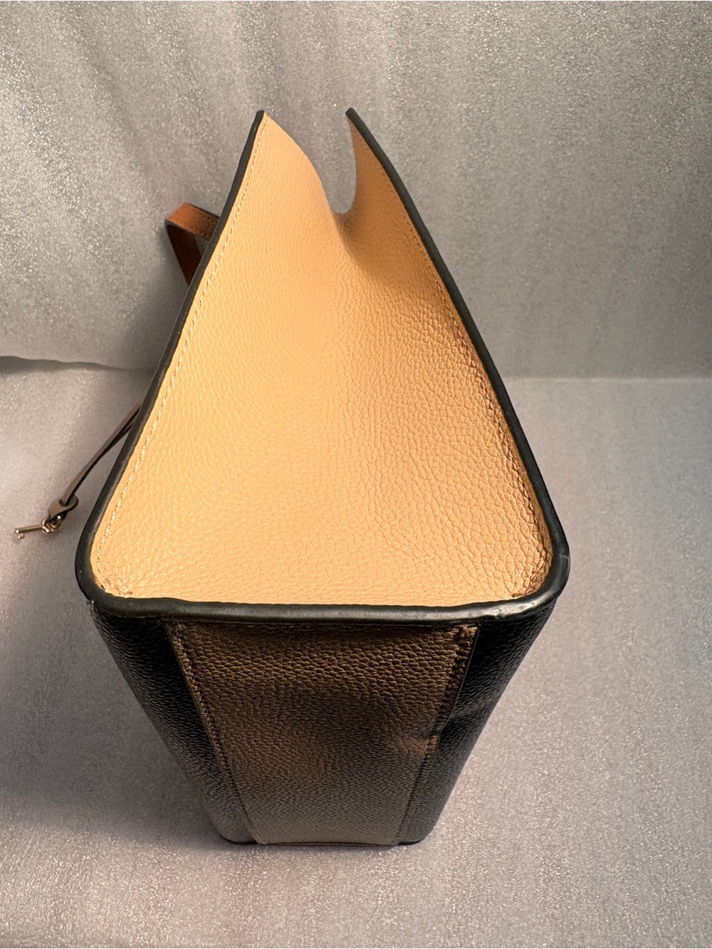 Marc Jacobs The Grind Mini Tote Colorblock Leather Crossbody Bag Black Tan Ivory - Picture 14 of 16